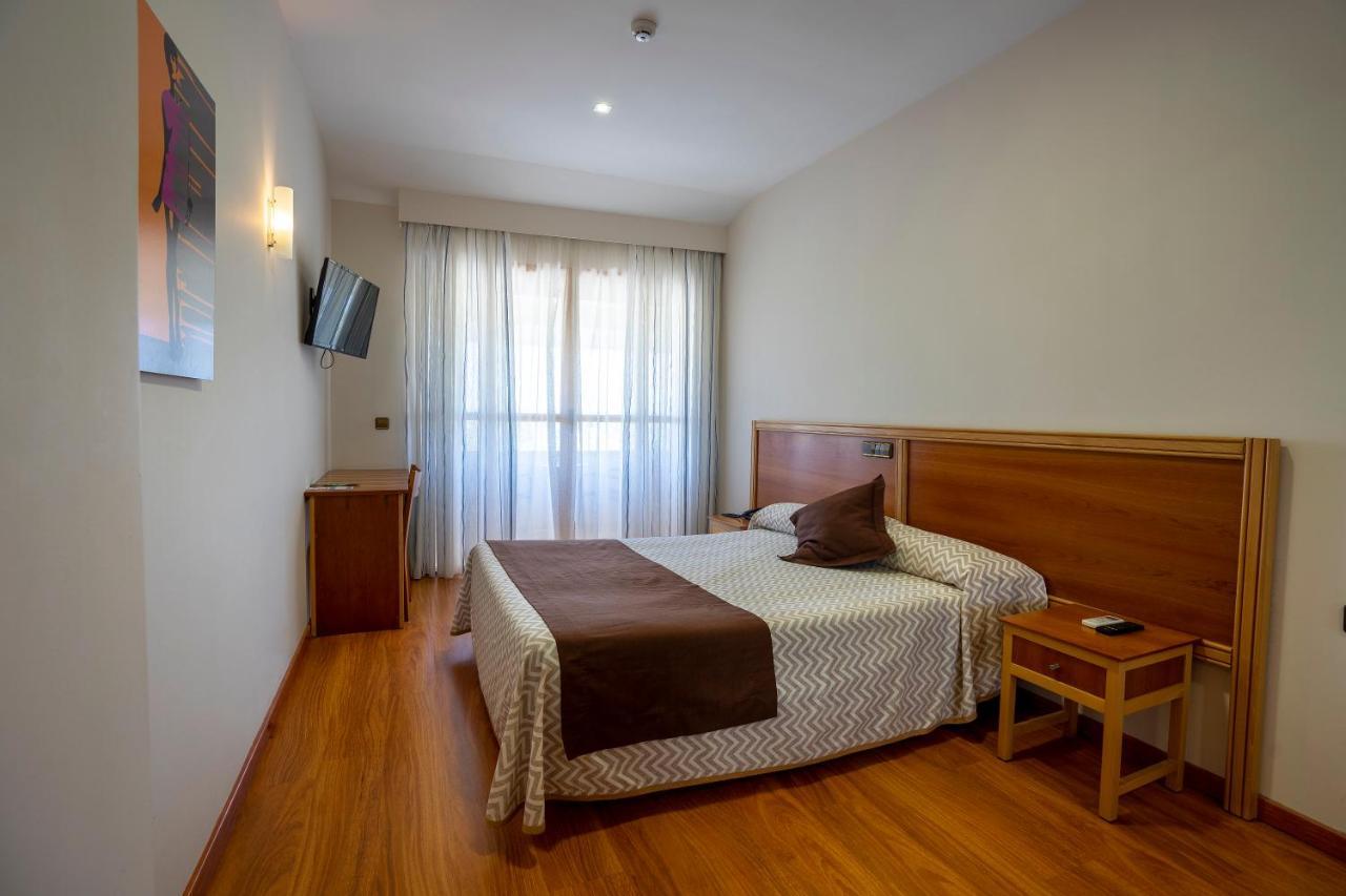 Hotel Los Barruecos By Croma Malpartida de Cáceres 외부 사진