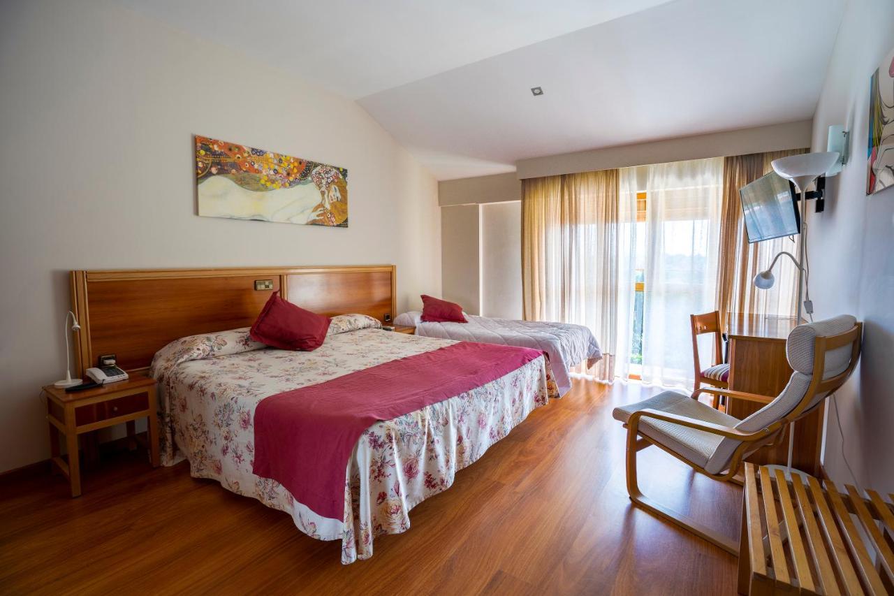 Hotel Los Barruecos By Croma Malpartida de Cáceres 외부 사진