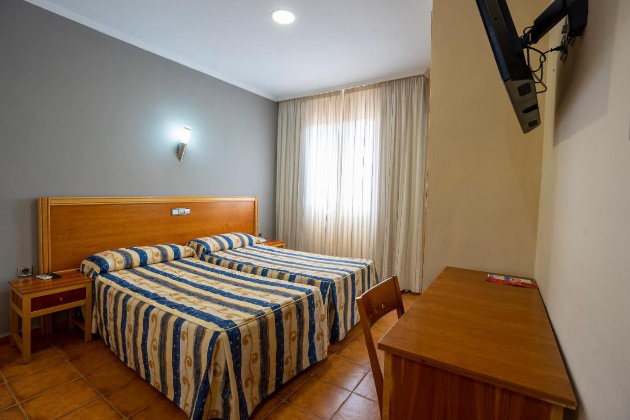 Hotel Los Barruecos By Croma Malpartida de Cáceres 외부 사진