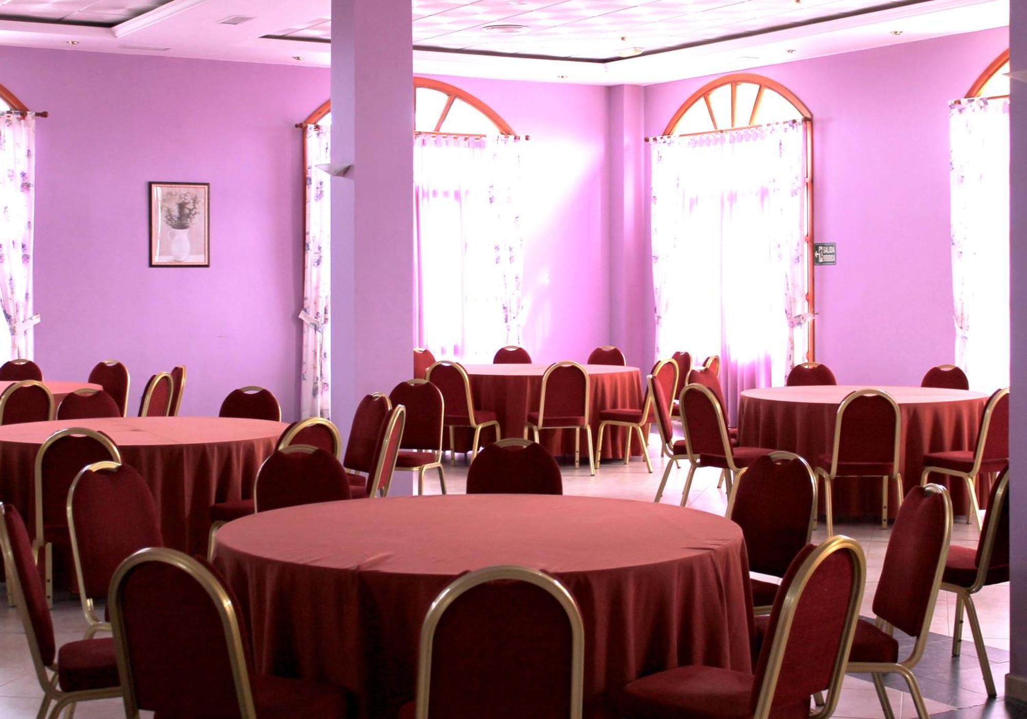 Hotel Los Barruecos By Croma Malpartida de Cáceres 외부 사진