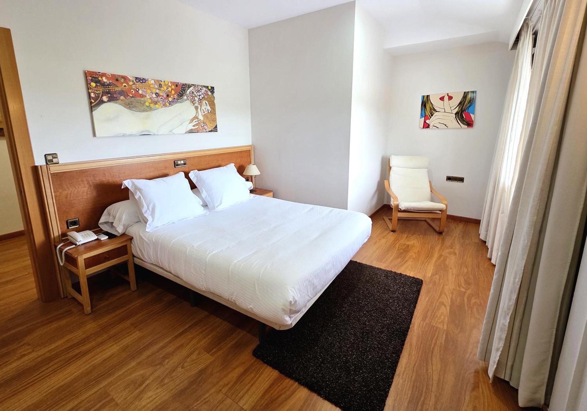 Hotel Los Barruecos By Croma Malpartida de Cáceres 외부 사진