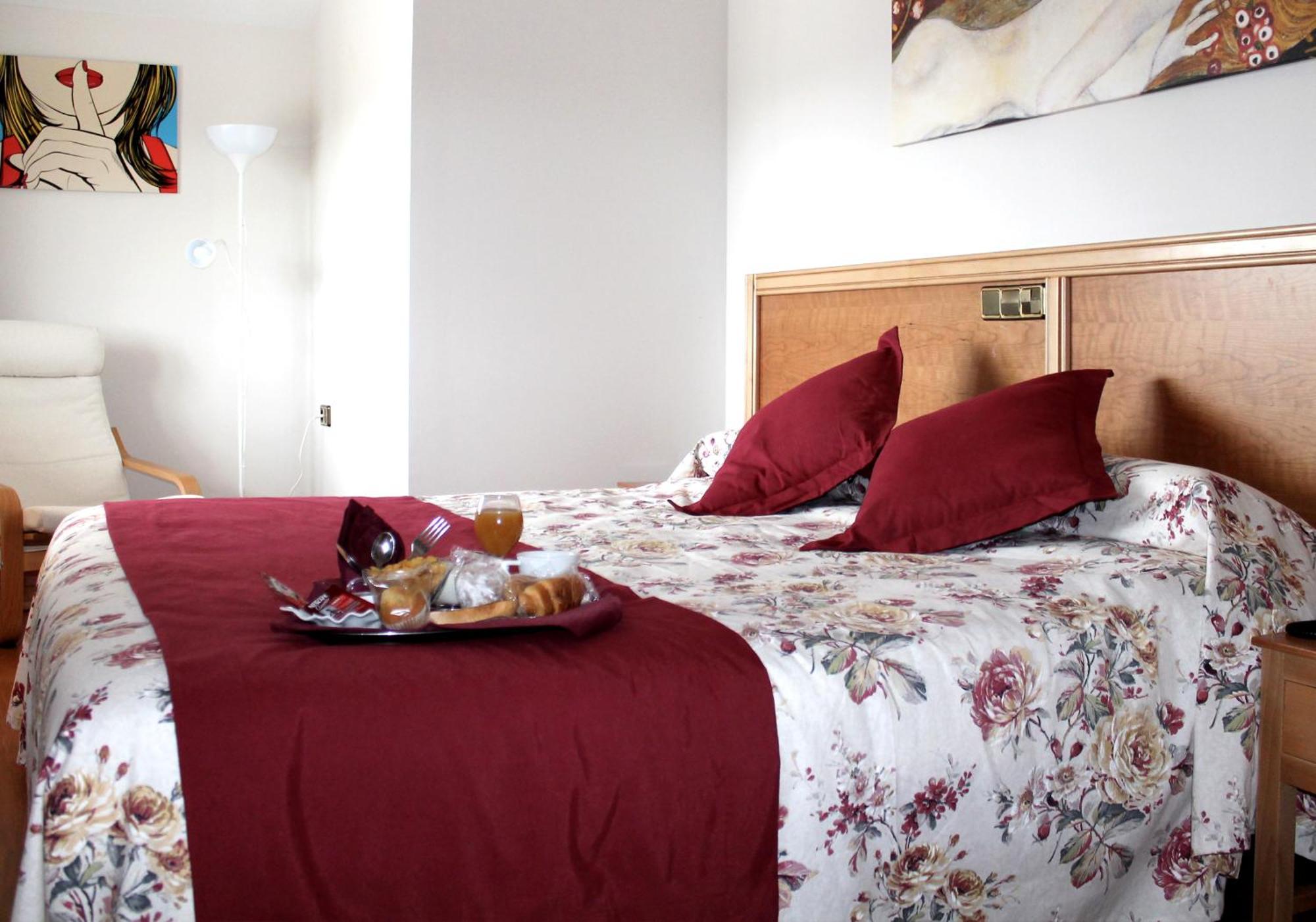 Hotel Los Barruecos By Croma Malpartida de Cáceres 외부 사진