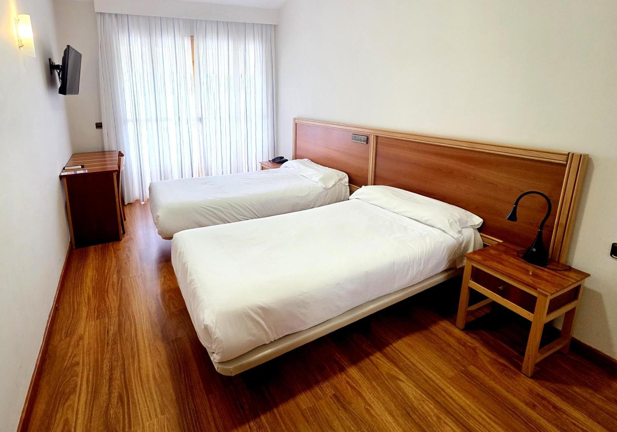 Hotel Los Barruecos By Croma Malpartida de Cáceres 외부 사진